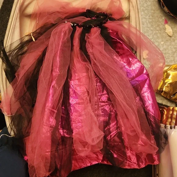 Lot of girls dress up Disney princesses costume party - Picture 8 of 8